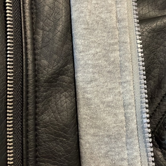NWT quilted lined faux leather bomber jacket with sewn in grey hoodie detail - Picture 6 of 10